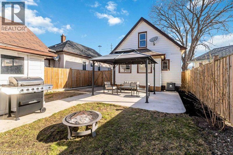 22 Bertram Street, St. Catharines, Ontario  L2R 1A8 - Photo 38 - 40774148