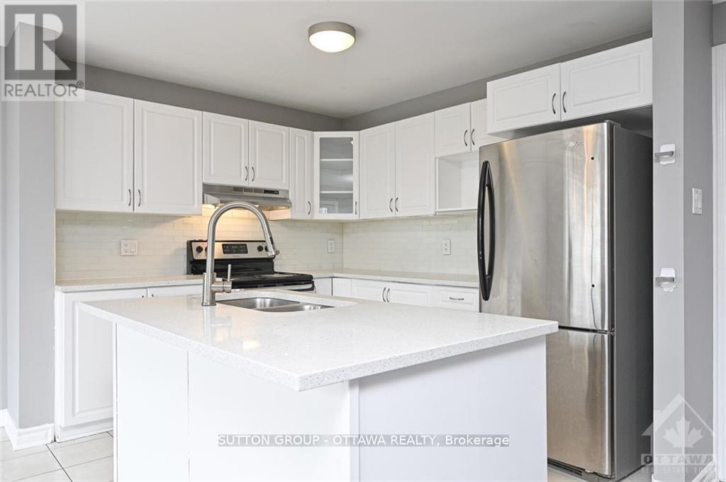 635 Clearbrook Drive, Ottawa, Ontario  K2J 5S1 - Photo 8 - X12430190