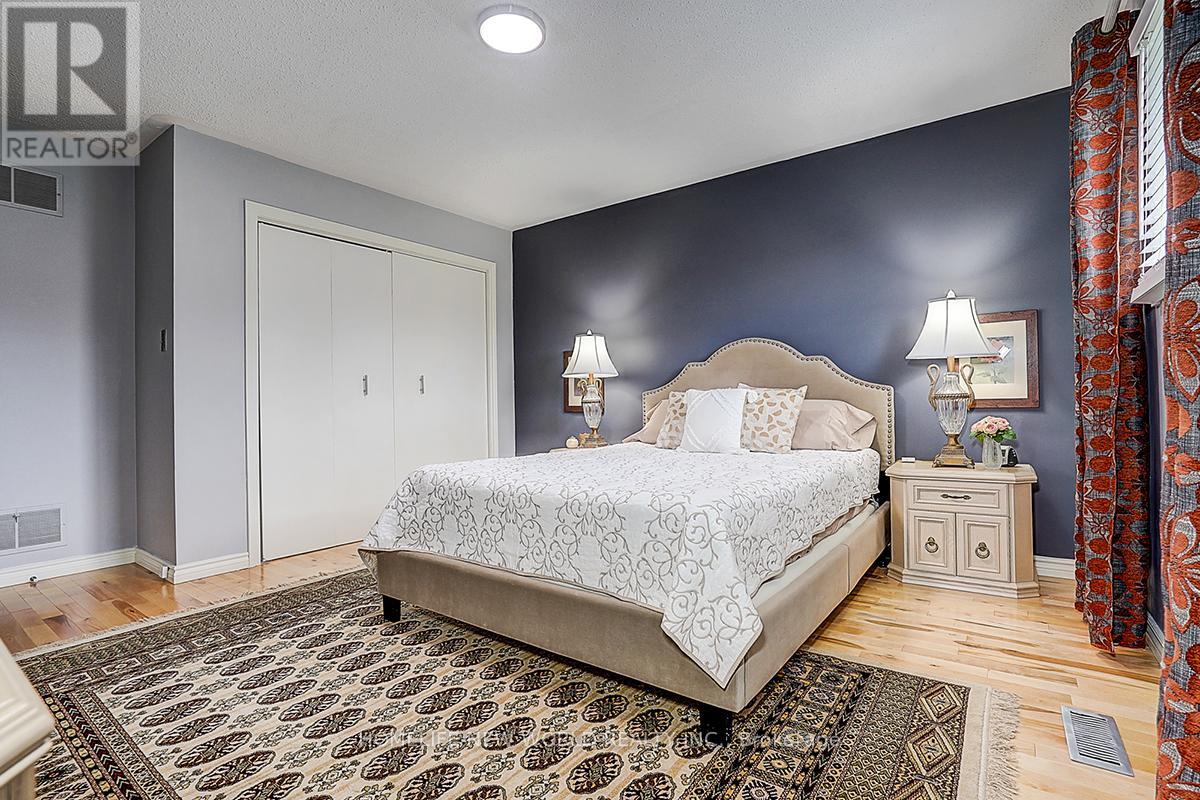 38 Audubon Way, Georgina, Ontario  L0E 1A0 - Photo 35 - N12425355