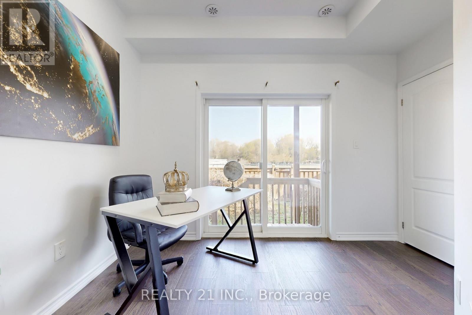 42 Heron Park Pl Place N, Toronto, Ontario  M1E 0B8 - Photo 4 - E12430189