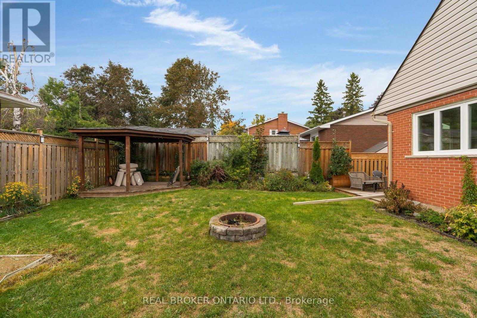 106 Brant Street, Orillia, Ontario  L3V 5P7 - Photo 36 - S12427853