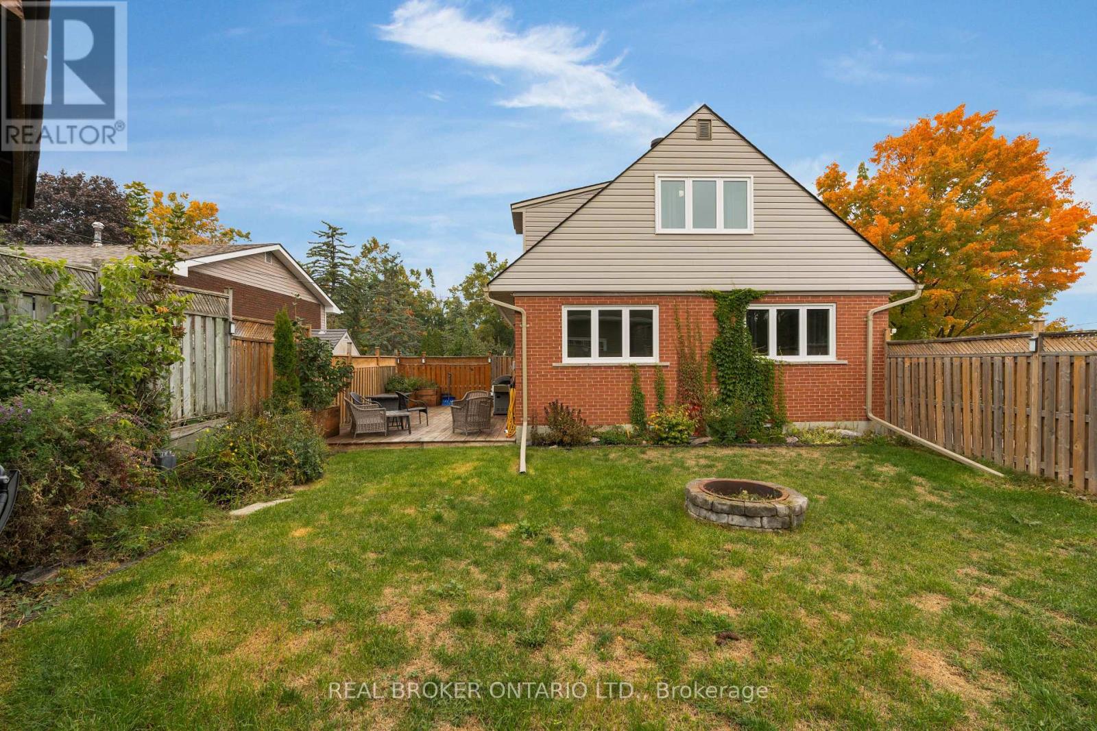 106 Brant Street, Orillia, Ontario  L3V 5P7 - Photo 41 - S12427853