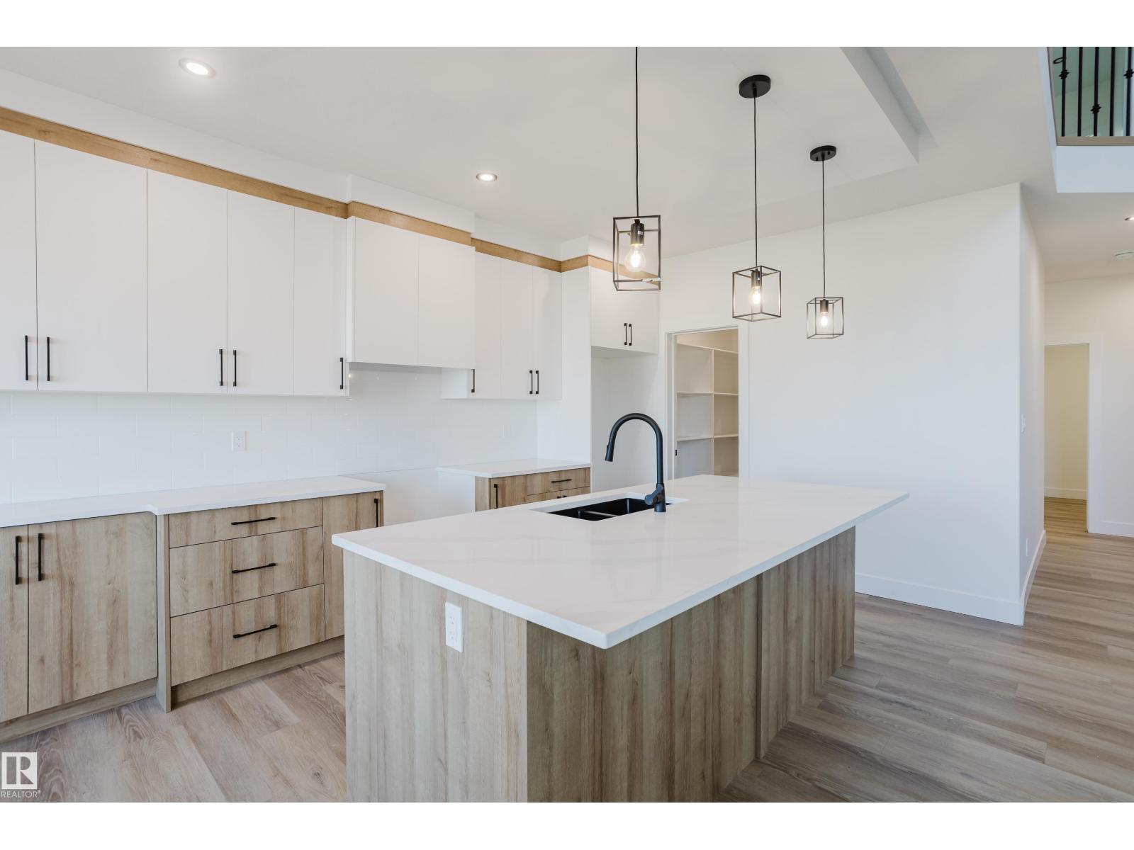 325 Bluff Cv, Leduc, Alberta  T9E 1R5 - Photo 11 - E4459804