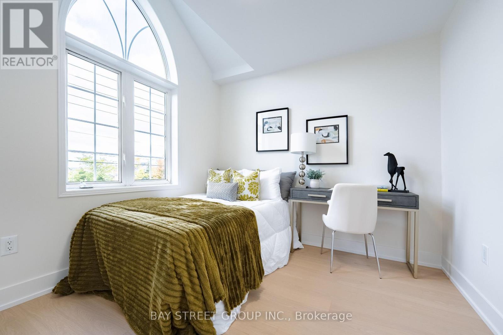38 Pike Lane, Markham, Ontario  L6B 1G3 - Photo 27 - N12430193