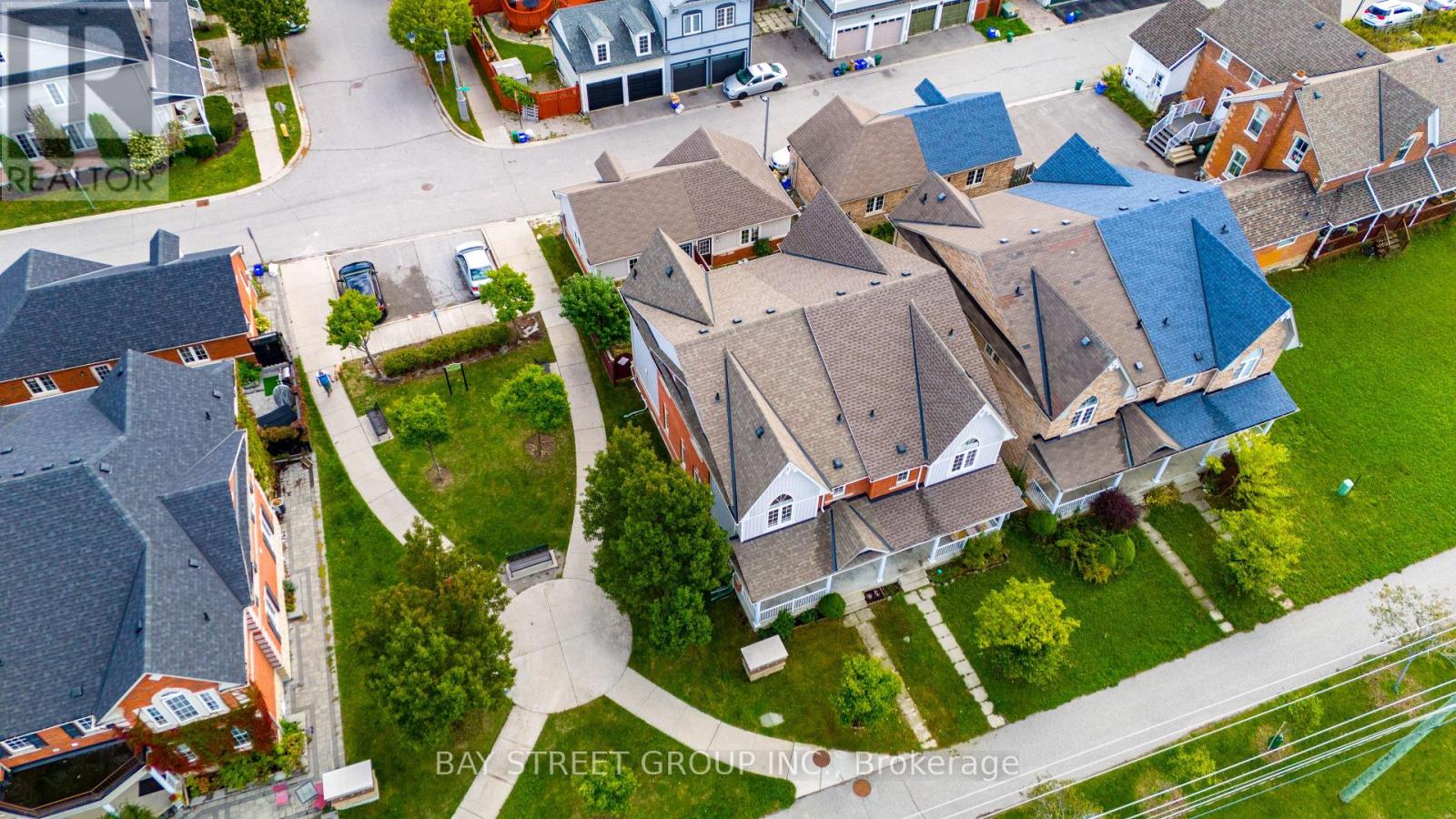 38 Pike Lane, Markham, Ontario  L6B 1G3 - Photo 3 - N12430193