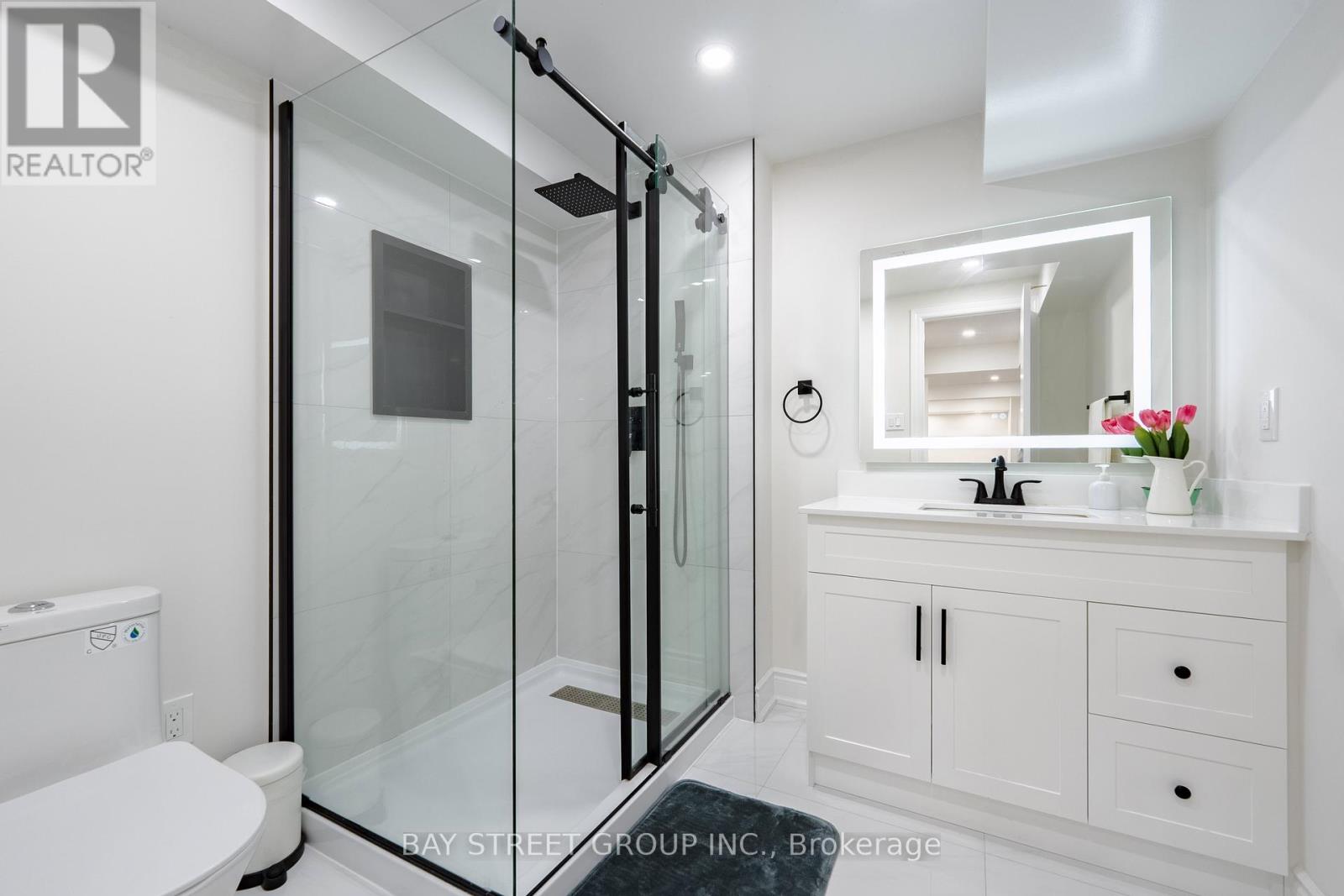 38 Pike Lane, Markham, Ontario  L6B 1G3 - Photo 32 - N12430193