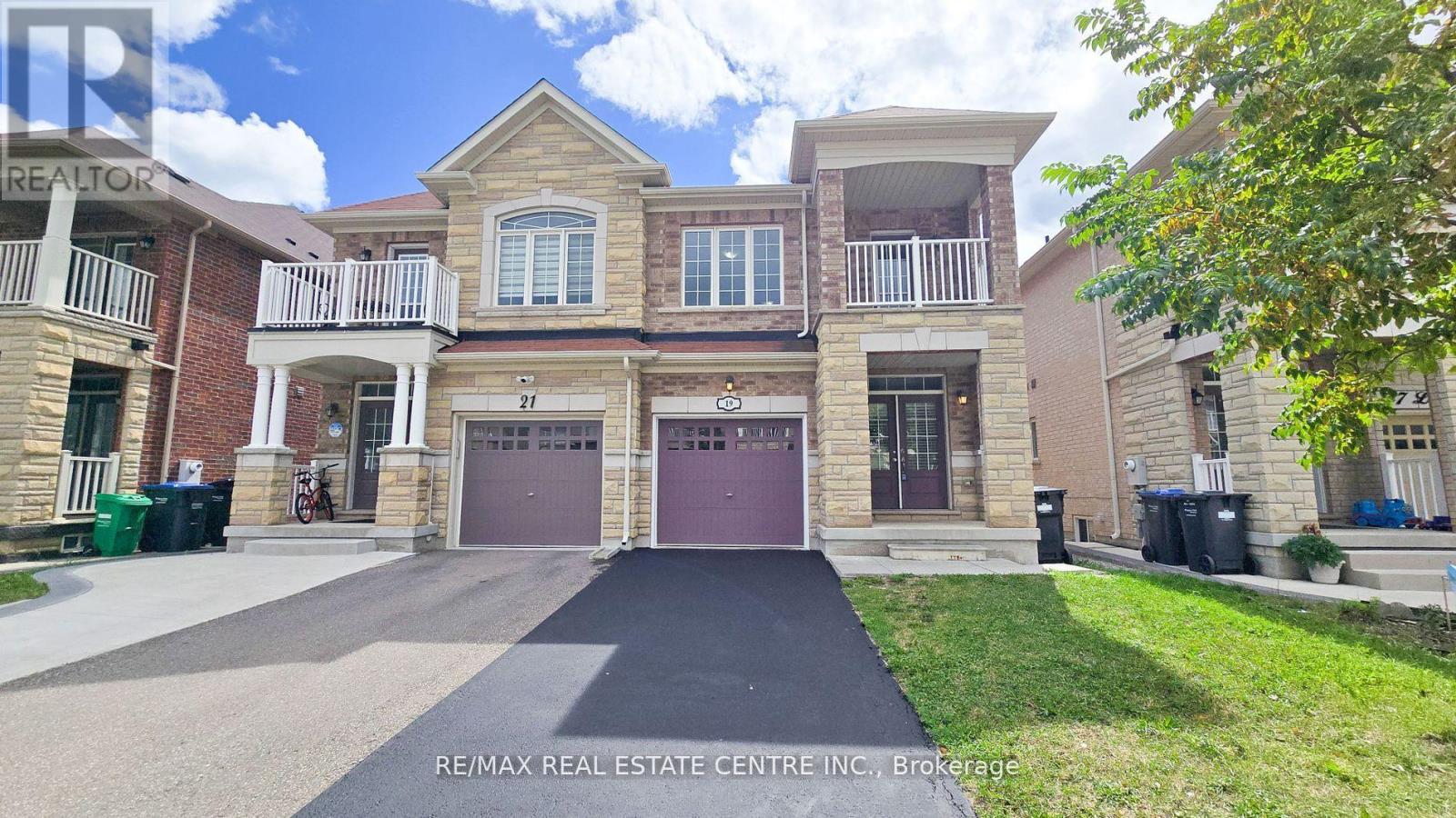 19 LACKINGTON STREET, Brampton, Ontario