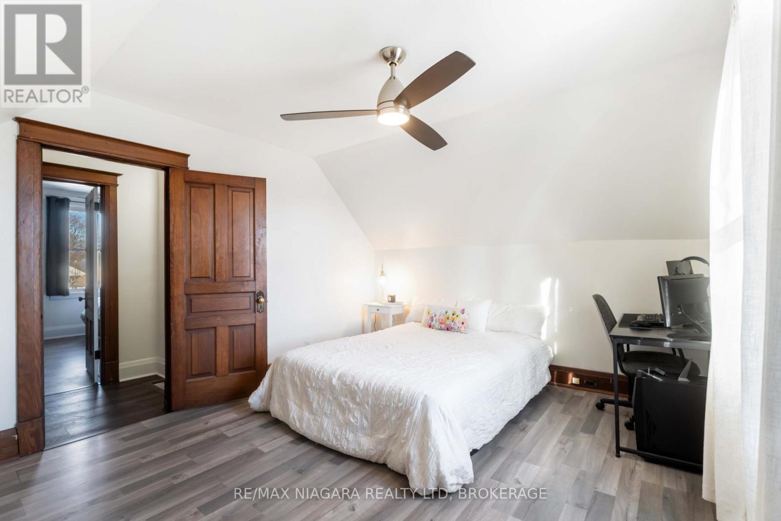 22 Bertram Street, St. Catharines, Ontario  L2R 1A8 - Photo 29 - X12430209