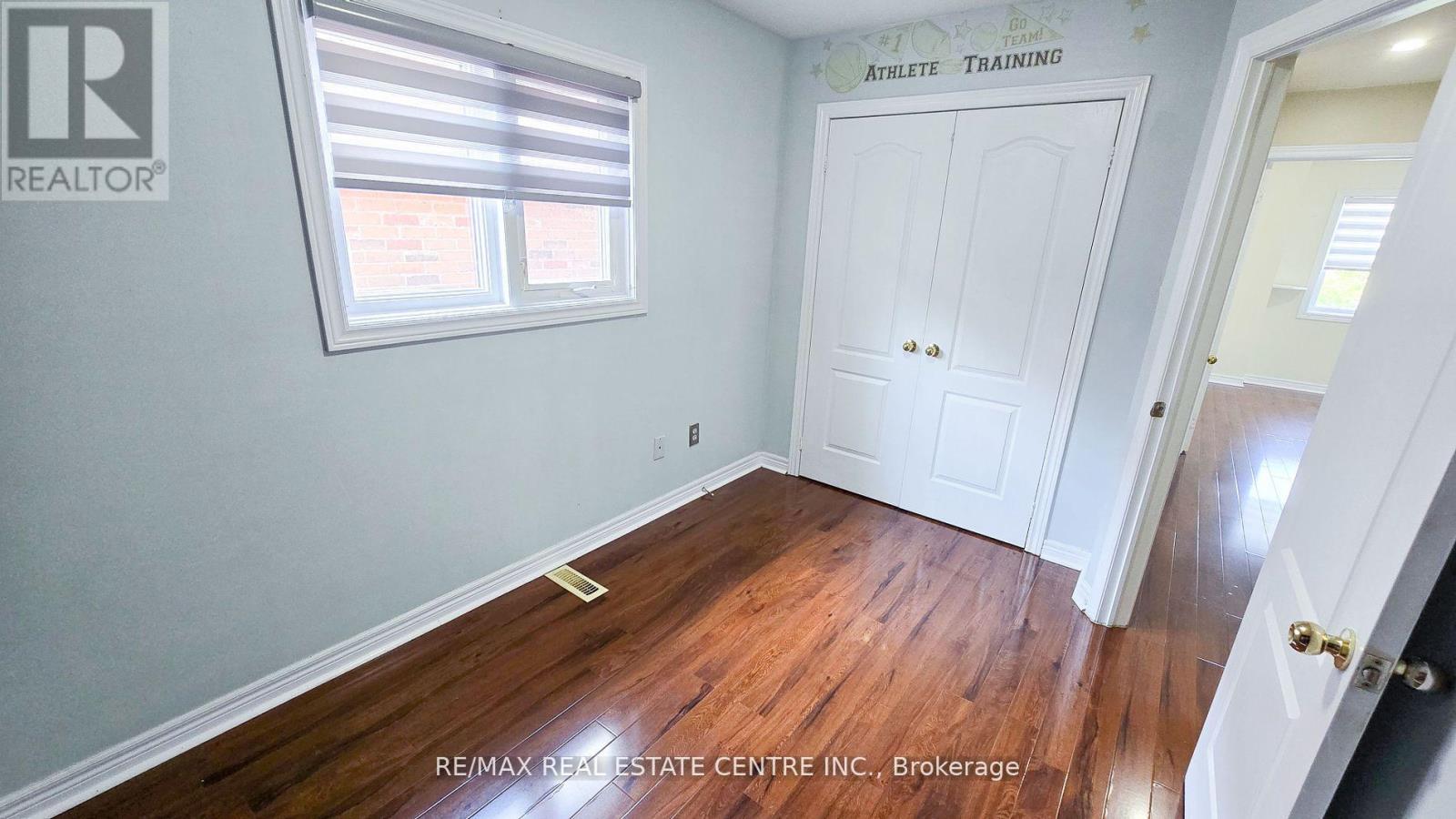 131 Seahorse Avenue, Brampton, Ontario  L6V 4N5 - Photo 15 - W12430200