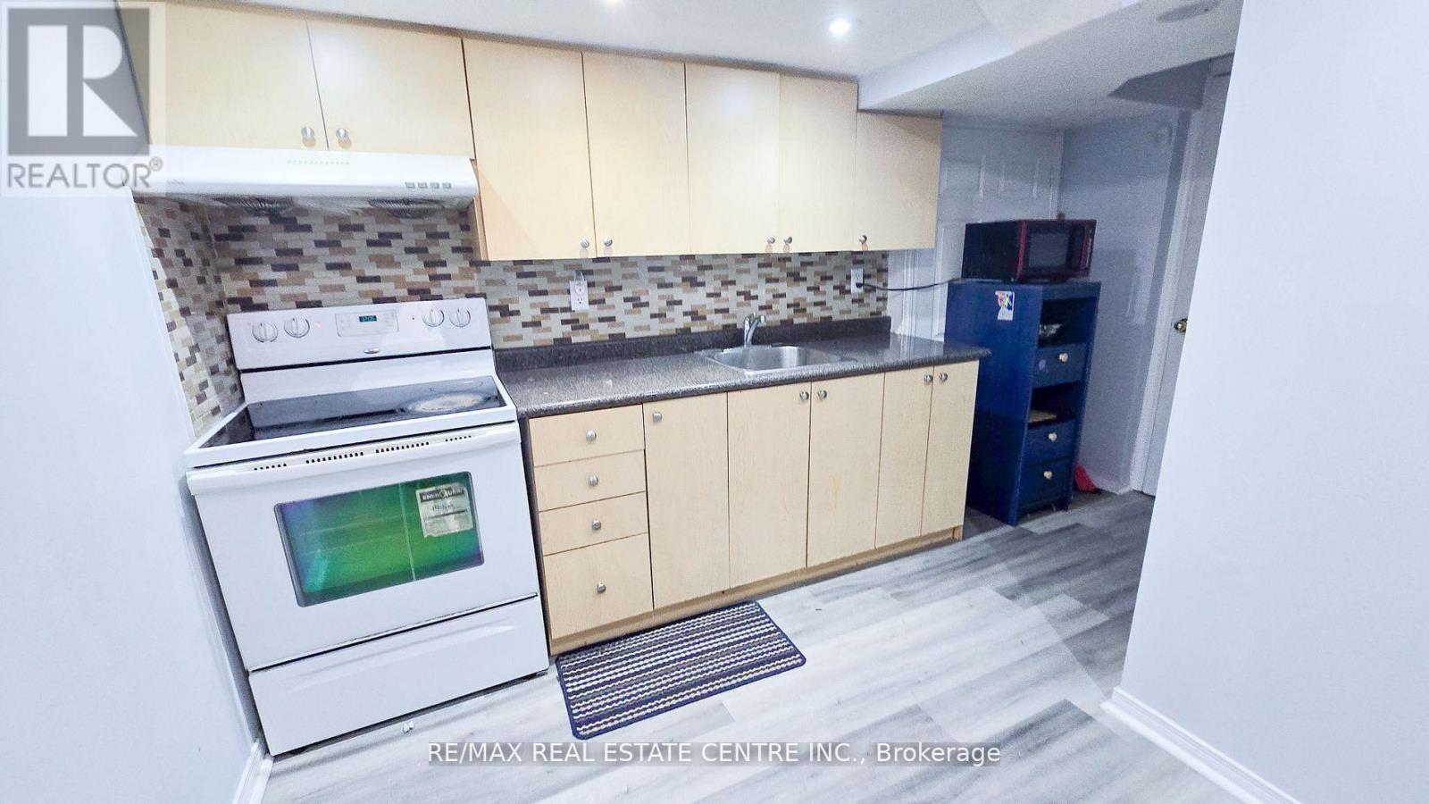 131 Seahorse Avenue, Brampton, Ontario  L6V 4N5 - Photo 23 - W12430200