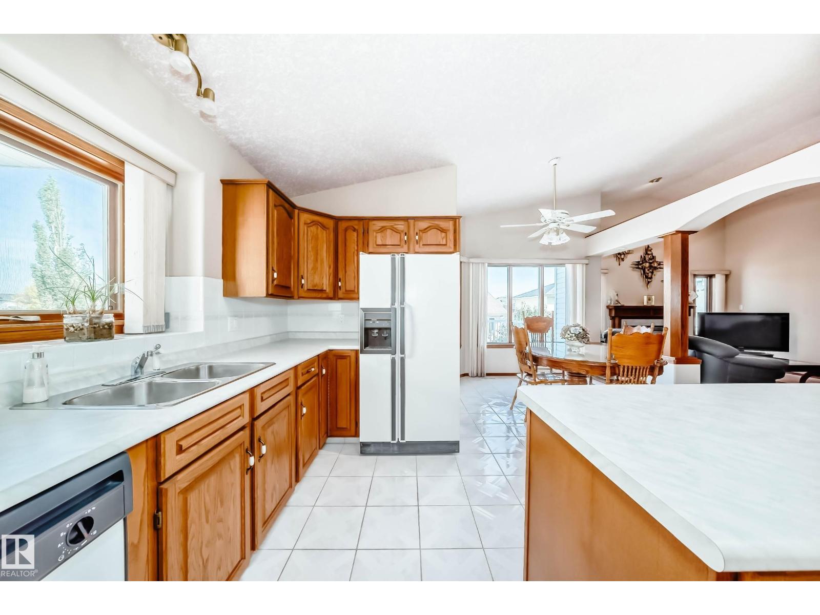 16135 56 St Nw, Edmonton, Alberta  T5Y 2T9 - Photo 13 - E4459812