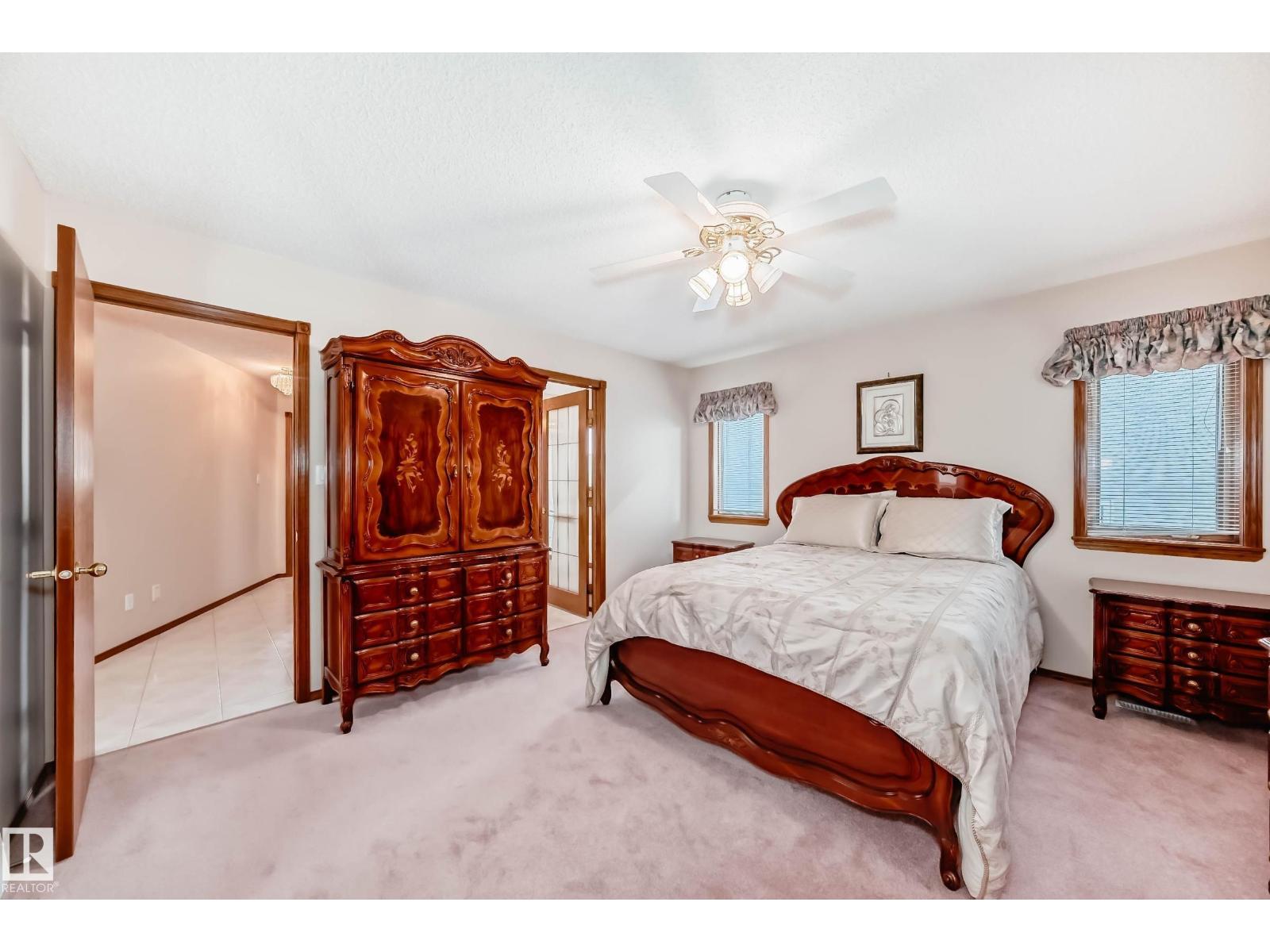 Property at 16135 56 ST NW image 3