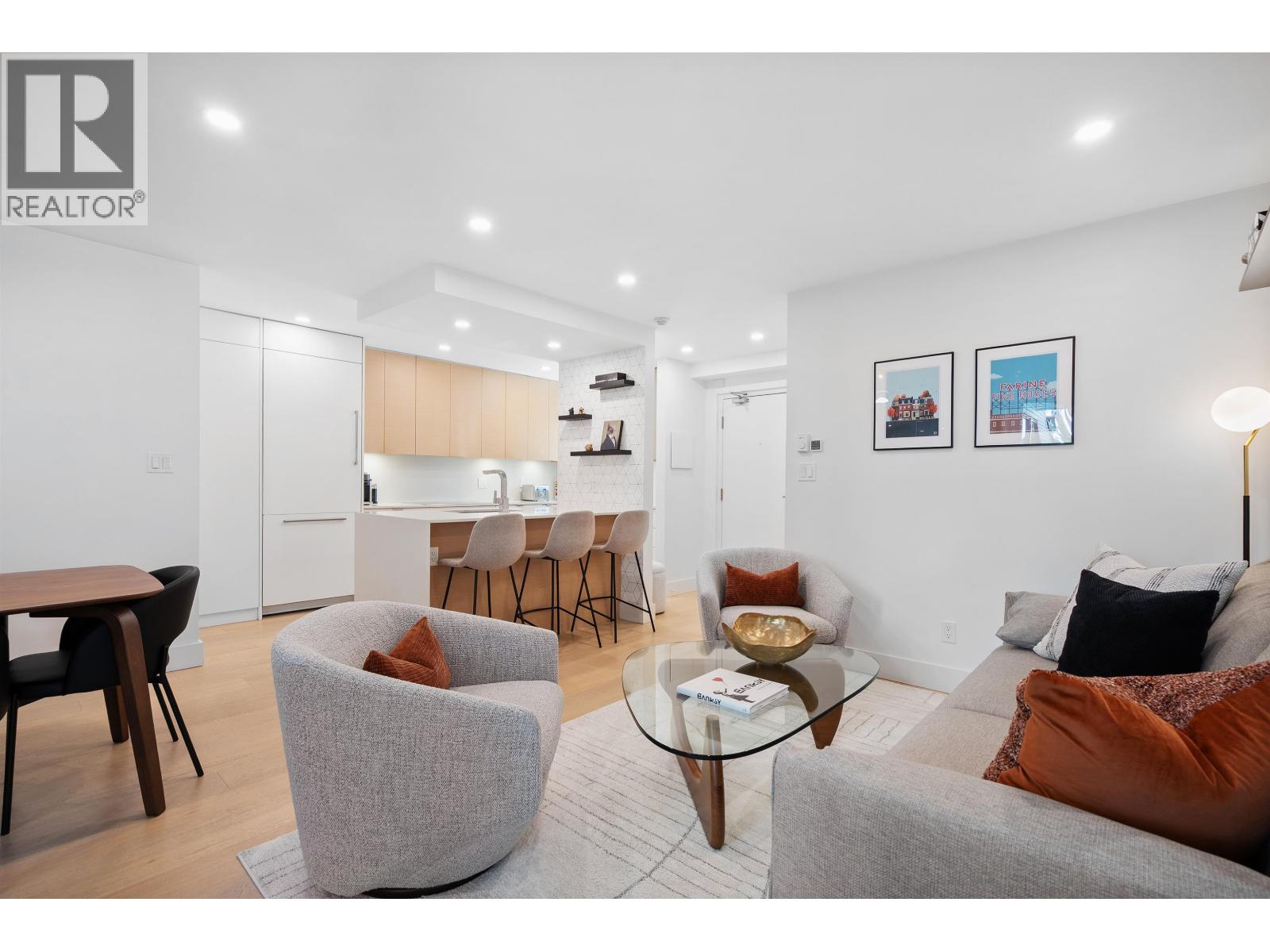 301 1350 COMOX STREET, Vancouver, British Columbia