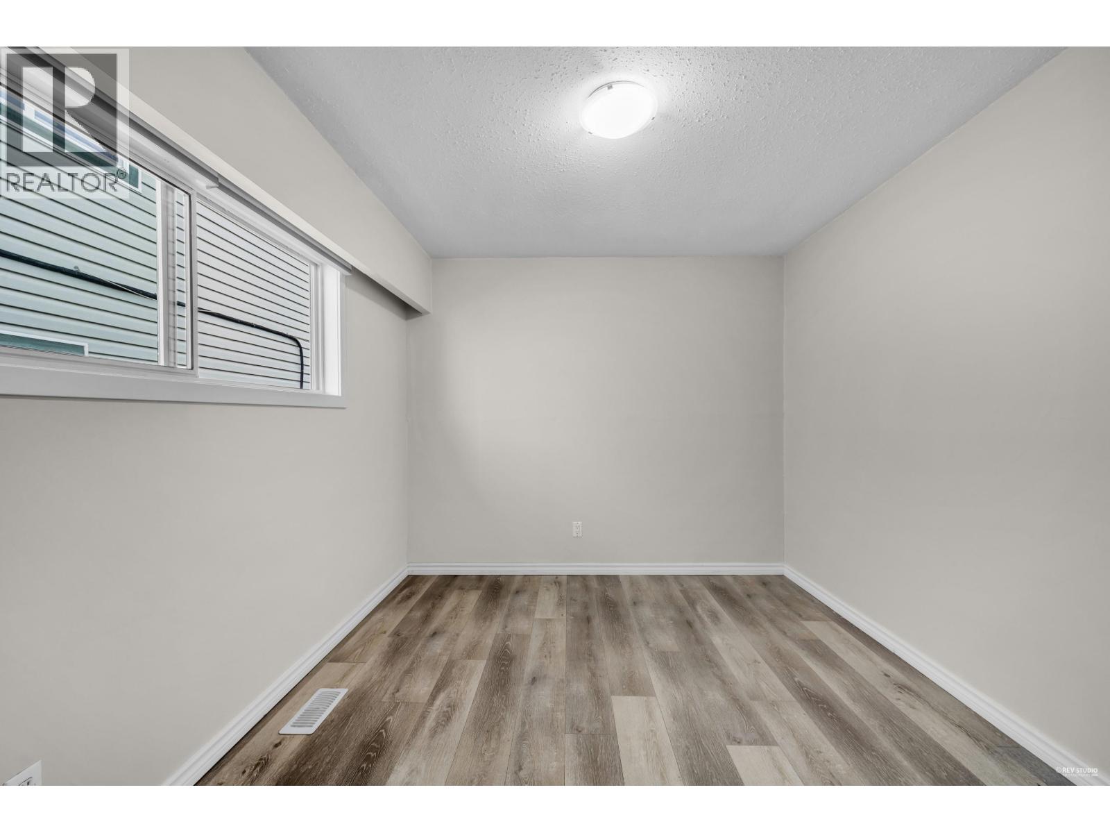 2585 Davies Avenue, Port Coquitlam, British Columbia  V3C 2J8 - Photo 16 - R3052372