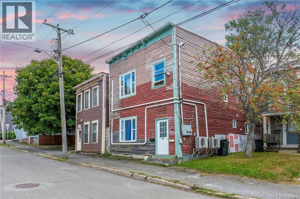162 Britain Street, Saint John, New Brunswick  E2L 1X5 - Photo 1 - NB127482