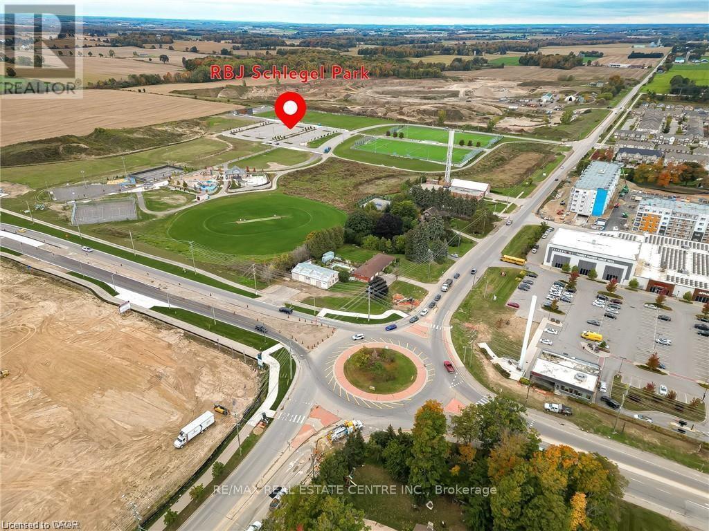 70 Wheat Lane, Kitchener, Ontario  N2R 0R4 - Photo 19 - X12397840