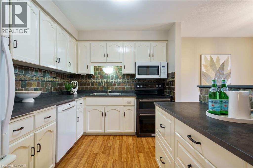 85 Chelsea Crescent, Stoney Creek, Ontario  L8E 5R8 - Photo 12 - 40774112