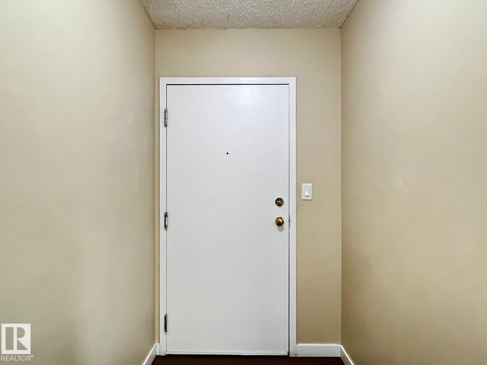 316 5005 31 Av Nw Nw, Edmonton, Alberta  T6L 6S6 - Photo 3 - E4459815