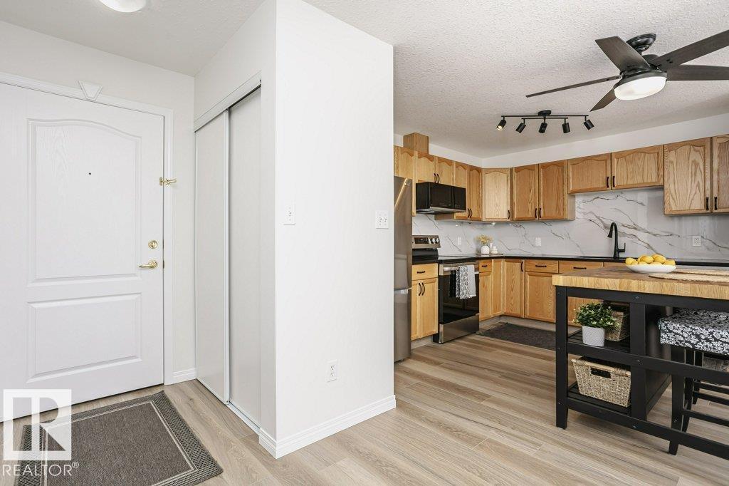 #405 4703 43 Av, Stony Plain, Alberta  T7Z 2S7 - Photo 2 - E4459816