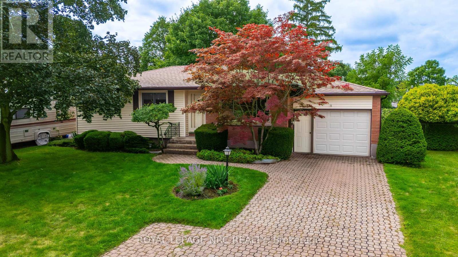 15 Monique Crescent, St. Catharines (Lakeshore), Ontario  L2M 1S8 - Photo 17 - X12430243