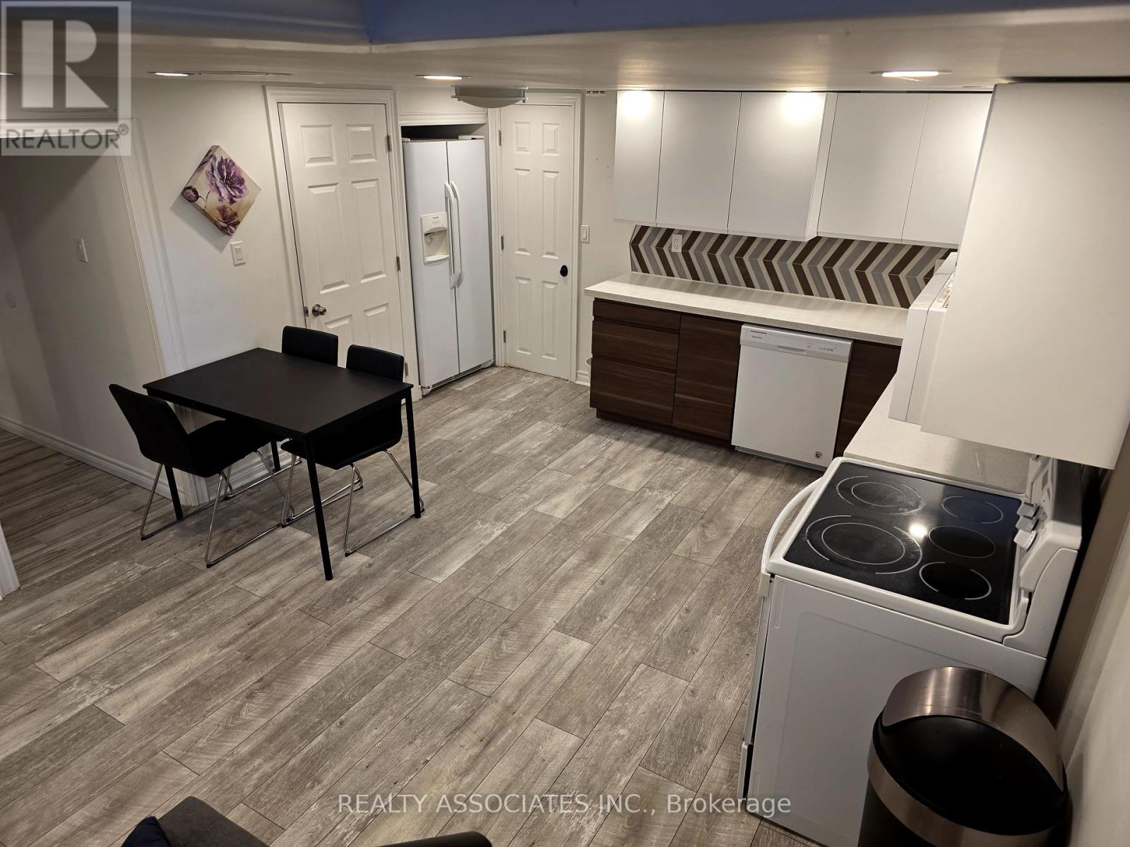 101 Reiner Road, Toronto, Ontario  M3H 2L7 - Photo 15 - C12430237