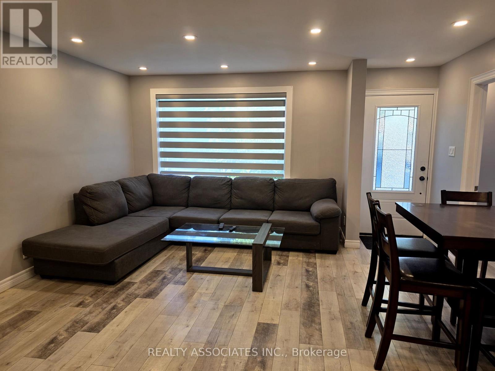 101 Reiner Road, Toronto, Ontario  M3H 2L7 - Photo 2 - C12430237