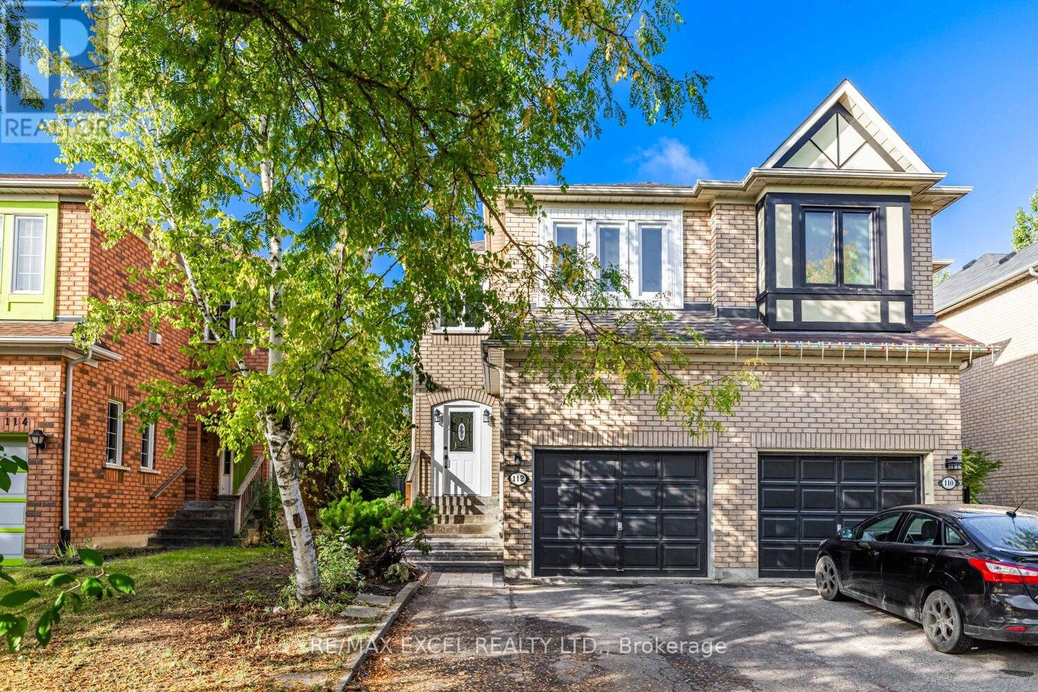 112 OCTOBER LANE, Aurora, Ontario