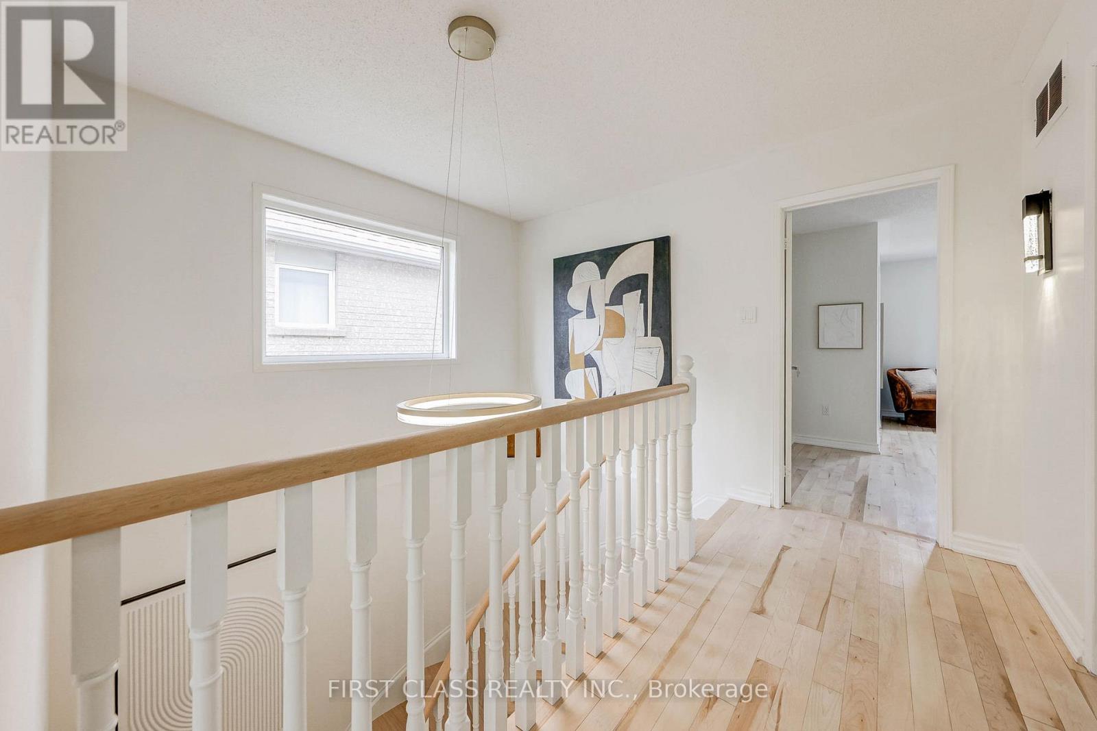 47 Lauraview Crescent, Markham, Ontario  L6C 2R4 - Photo 16 - N12430242
