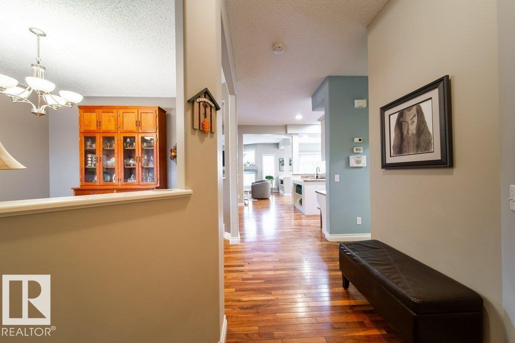 97 Carlyle Cr, Sherwood Park, Alberta  T8H 2T8 - Photo 4 - E4459817