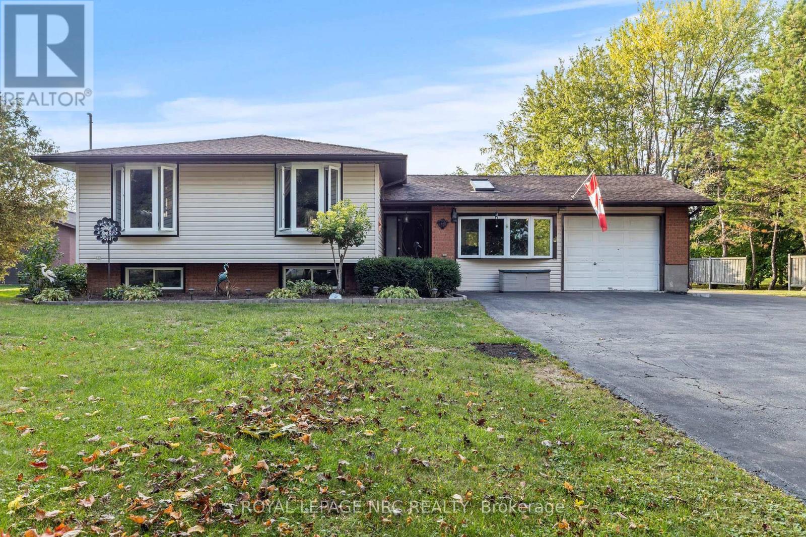 12028 Augustine Road, Wainfleet, Ontario  L0S 1V0 - Photo 2 - X12430232