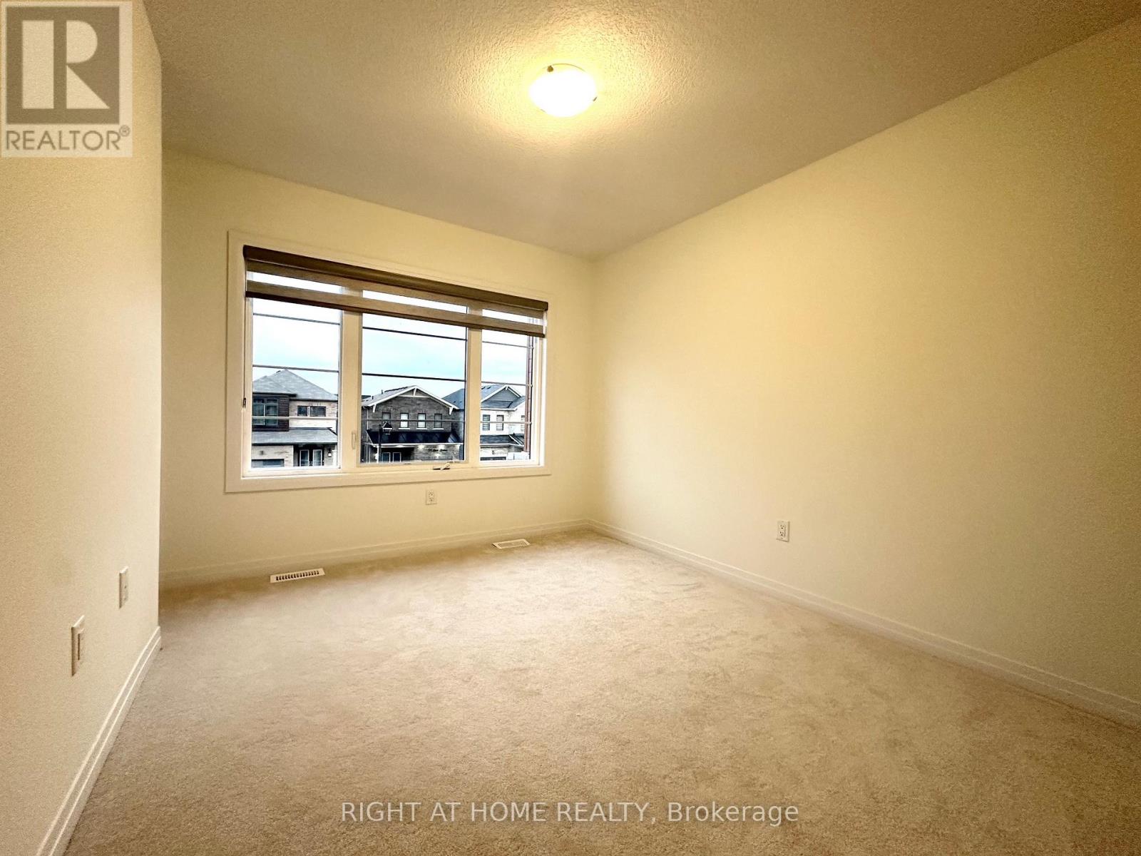 27 Amos Avenue, Brantford, Ontario  N3T 0V4 - Photo 20 - X12430236