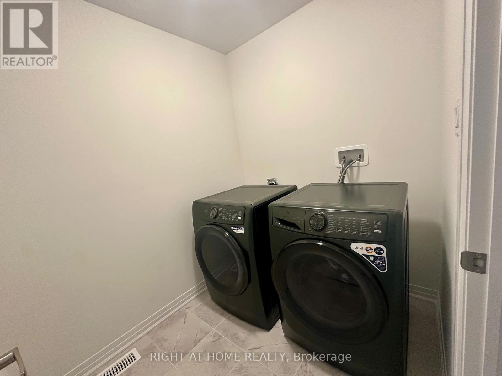 27 Amos Avenue, Brantford, Ontario  N3T 0V4 - Photo 27 - X12430236