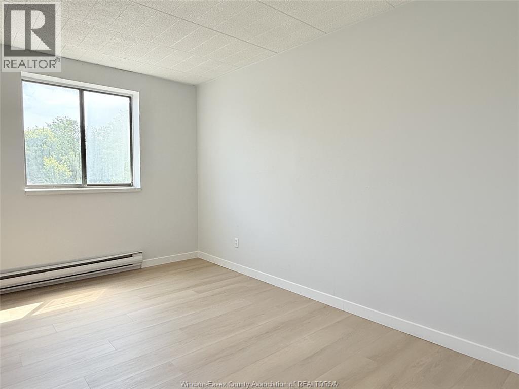 3503 Sandwich Street Unit# 303, Windsor, Ontario  N9C 1B4 - Photo 6 - 25024629