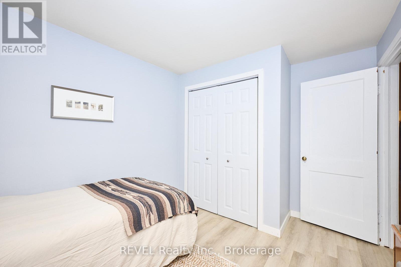 88 Haun Road, Fort Erie, Ontario  L0S 1B0 - Photo 13 - X12430249