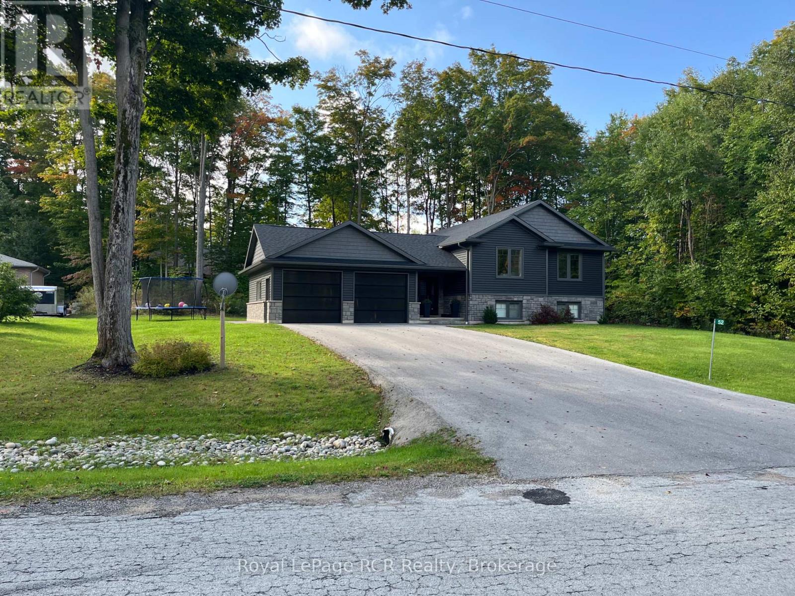 52 BIRCH STREET, South Bruce Peninsula, Ontario