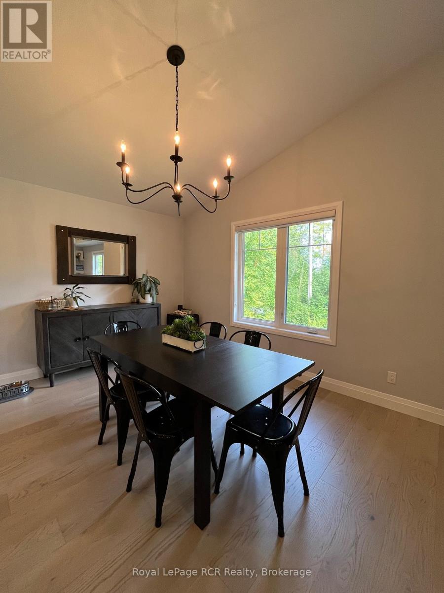 52 Birch Street, South Bruce Peninsula, Ontario  N0H 2G0 - Photo 13 - X12430247