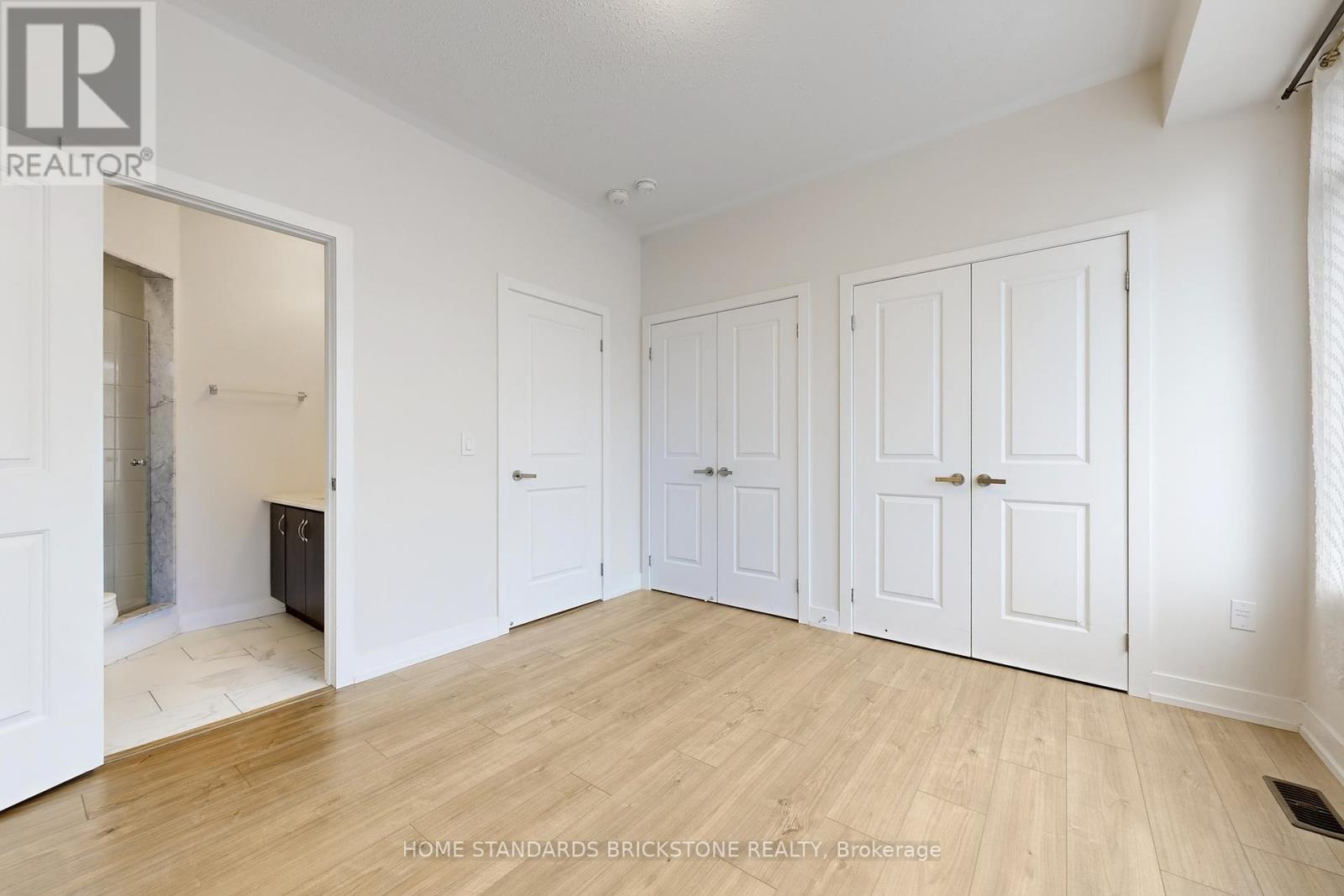 215 Salterton Circle, Vaughan, Ontario  L6A 4Z2 - Photo 29 - N12208204