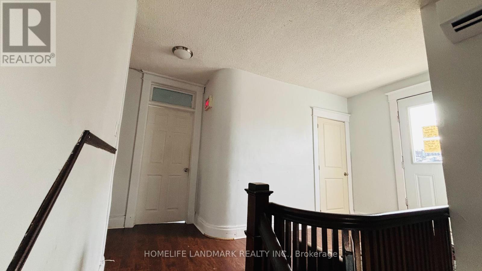 30 Regina Street N, Waterloo, Ontario  N2J 3A1 - Photo 14 - X12430250