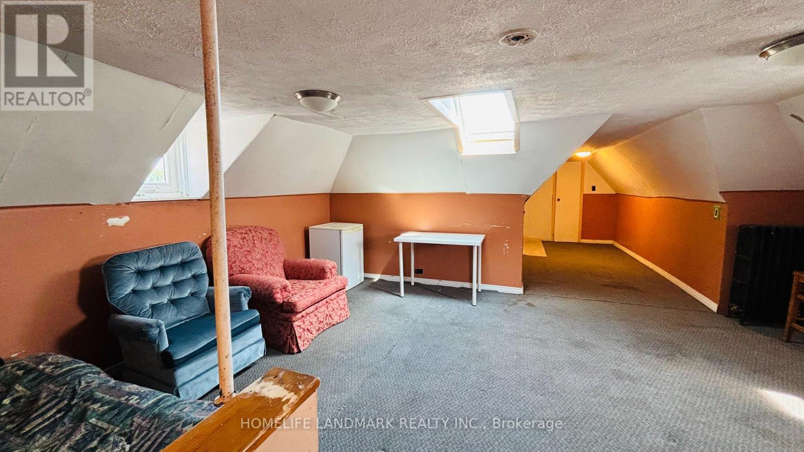30 Regina Street N, Waterloo, Ontario  N2J 3A1 - Photo 7 - X12430250