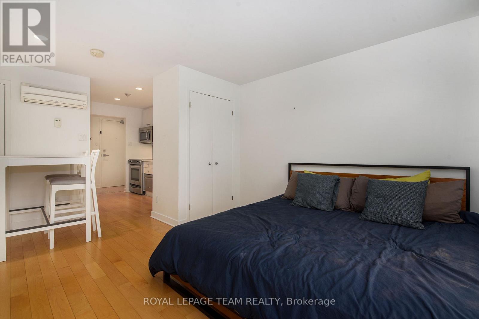 19 - 202 St Patrick Street, Ottawa, Ontario  K1N 5K3 - Photo 10 - X12430261