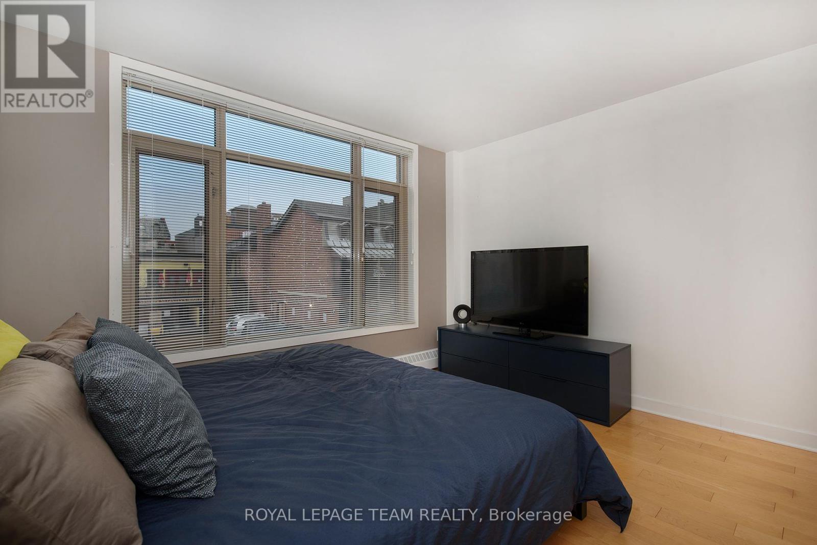 19 - 202 St Patrick Street, Ottawa, Ontario  K1N 5K3 - Photo 11 - X12430261