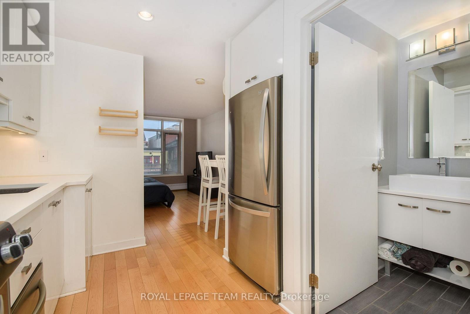 19 - 202 St Patrick Street, Ottawa, Ontario  K1N 5K3 - Photo 6 - X12430262