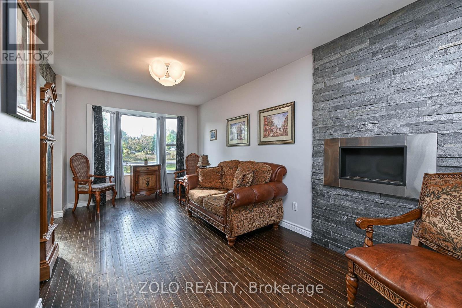 2 Cambridge Court, North Grenville, Ontario  K0G 1J0 - Photo 18 - X12430263