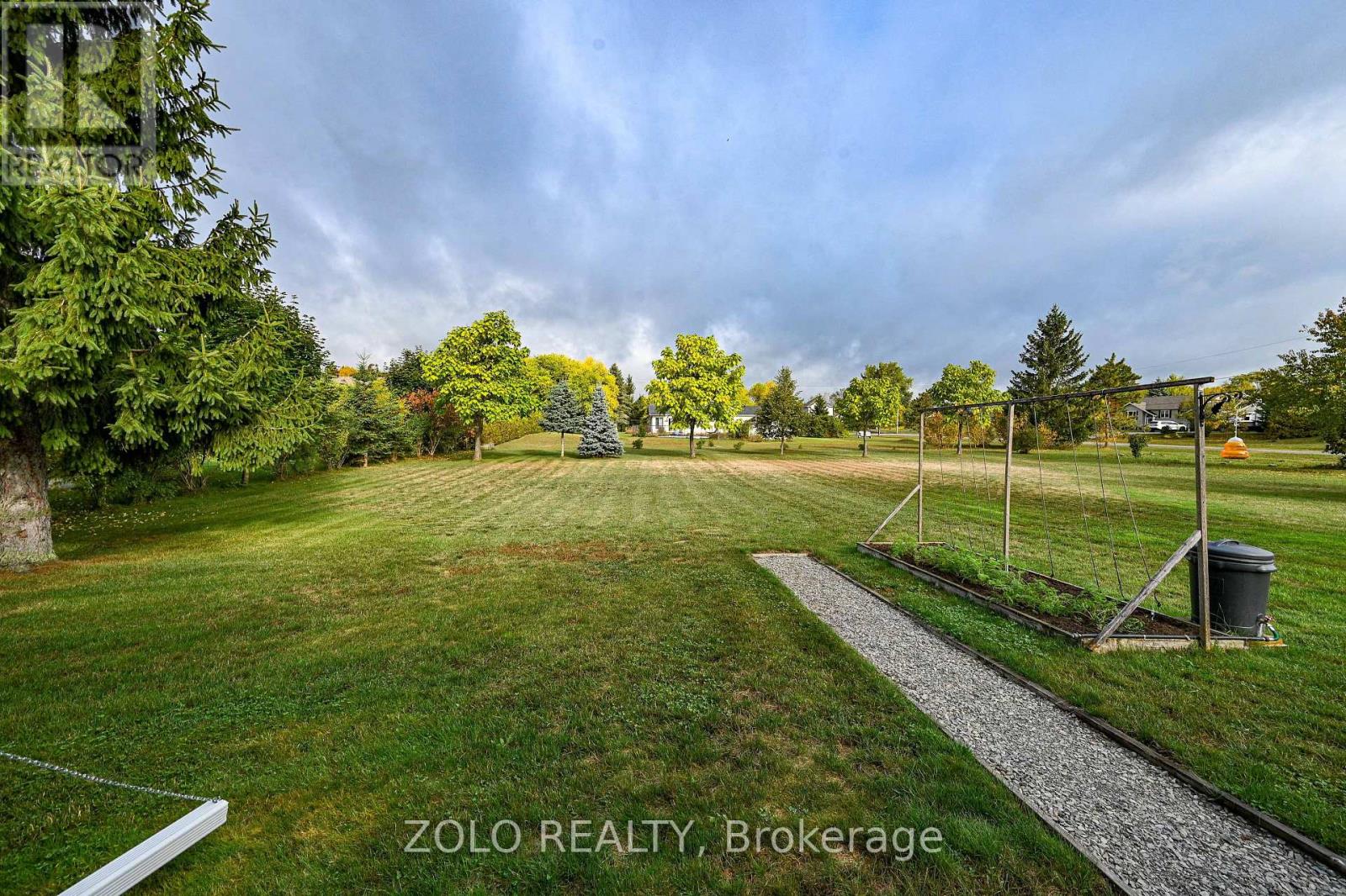2 Cambridge Court, North Grenville, Ontario  K0G 1J0 - Photo 38 - X12430263