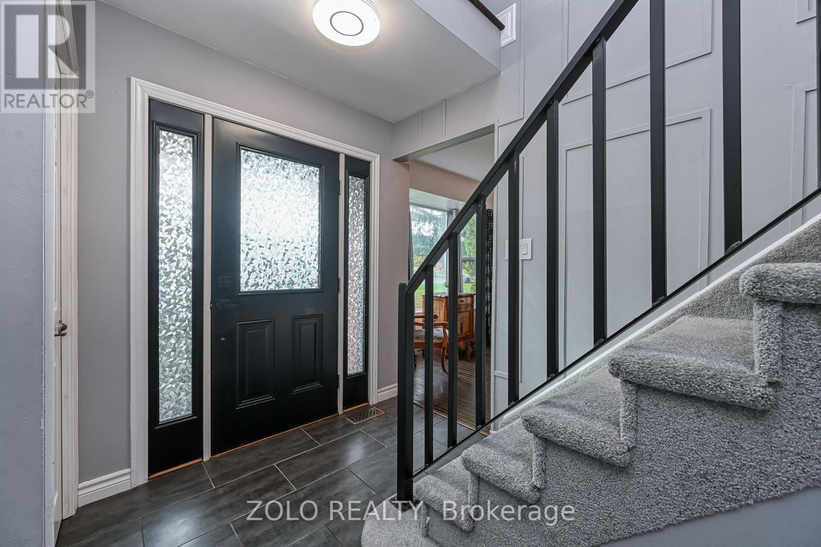 2 Cambridge Court, North Grenville, Ontario  K0G 1J0 - Photo 7 - X12430263