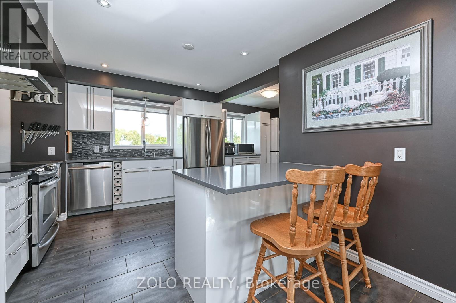 2 Cambridge Court, North Grenville, Ontario  K0G 1J0 - Photo 8 - X12430263