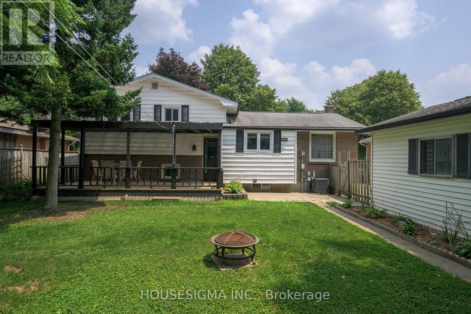 47 Scotchpine Crescent E, London North, Ontario  N6G 2E1 - Photo 26 - X12401593