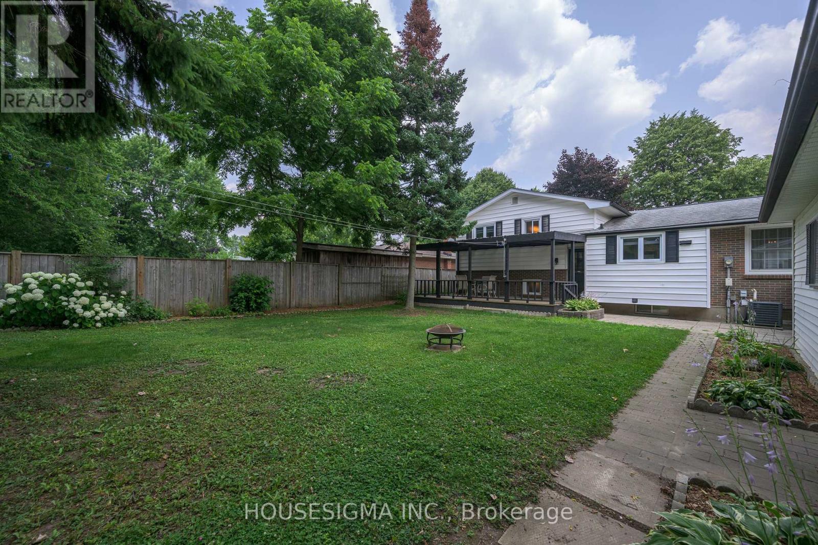 47 Scotchpine Crescent E, London North, Ontario  N6G 2E1 - Photo 29 - X12401593