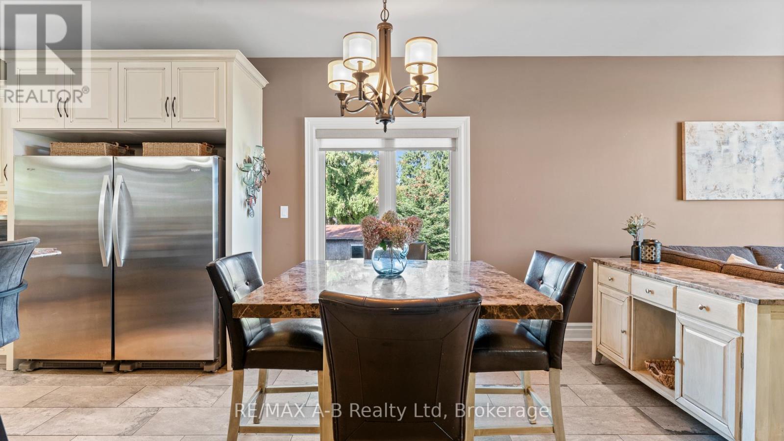 75 Thames Road, St. Marys, Ontario  N4X 1C4 - Photo 12 - X12430260