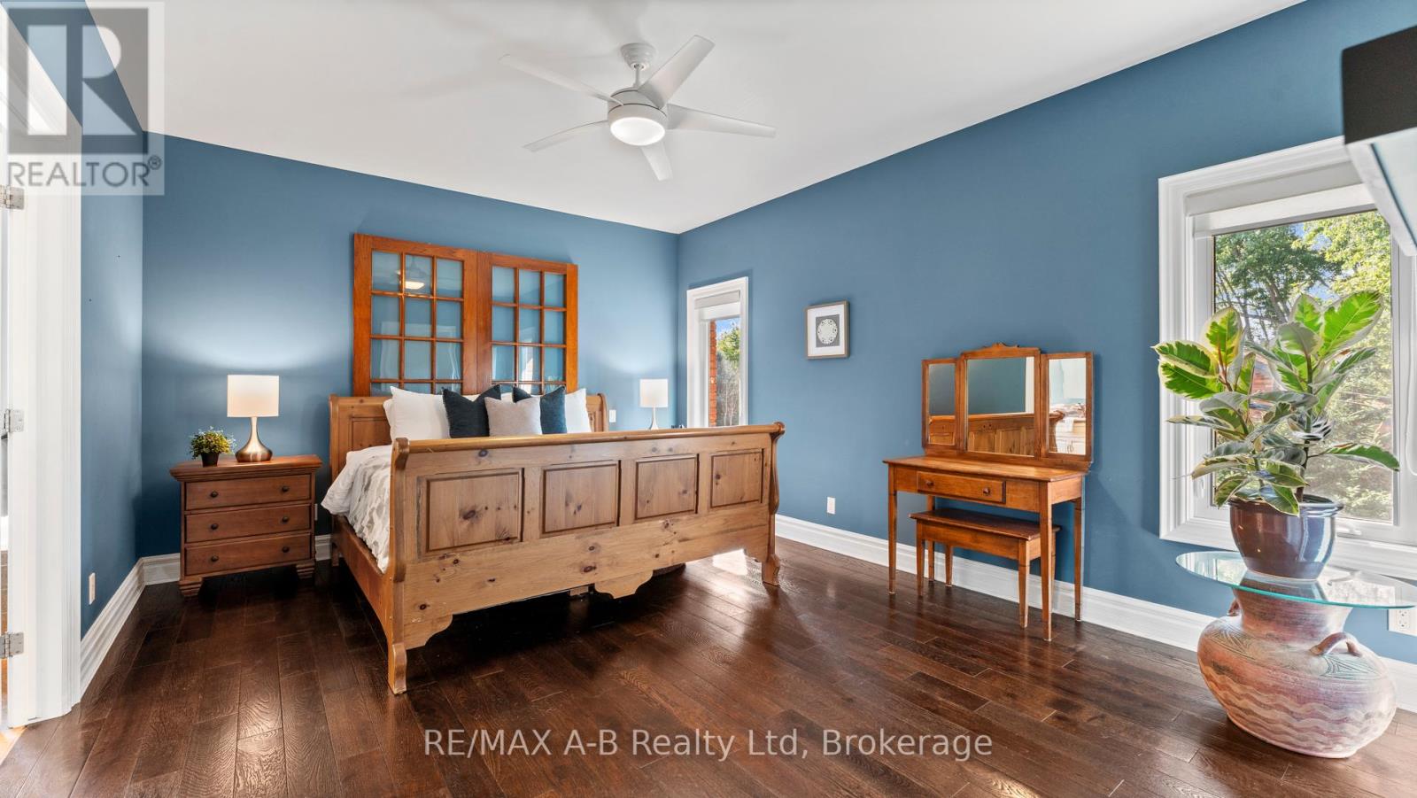 75 Thames Road, St. Marys, Ontario  N4X 1C4 - Photo 18 - X12430260